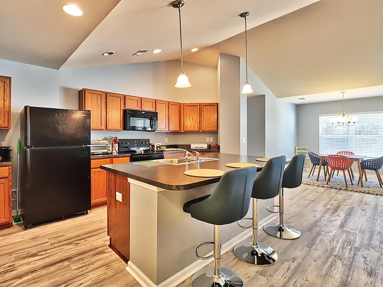 853 Bonita Loop — Photo 9
