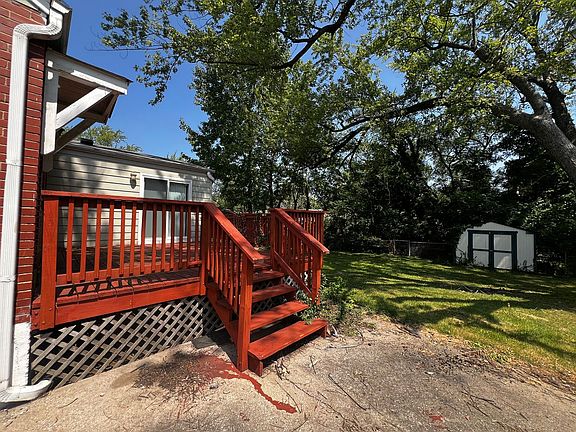 4th image of 1240 Saint Mark Dr