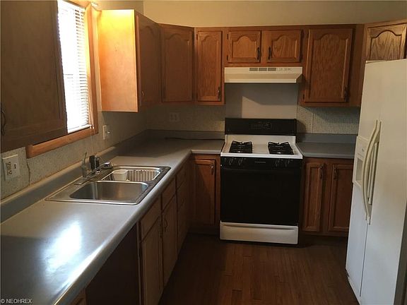 3rd image of 134 Pritchard Ave