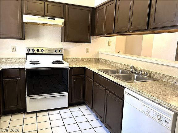 4th image of 2032 Mesquite Ln APT 101