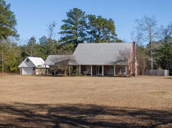 222 Antioch Dr, Laurel, MS 39443