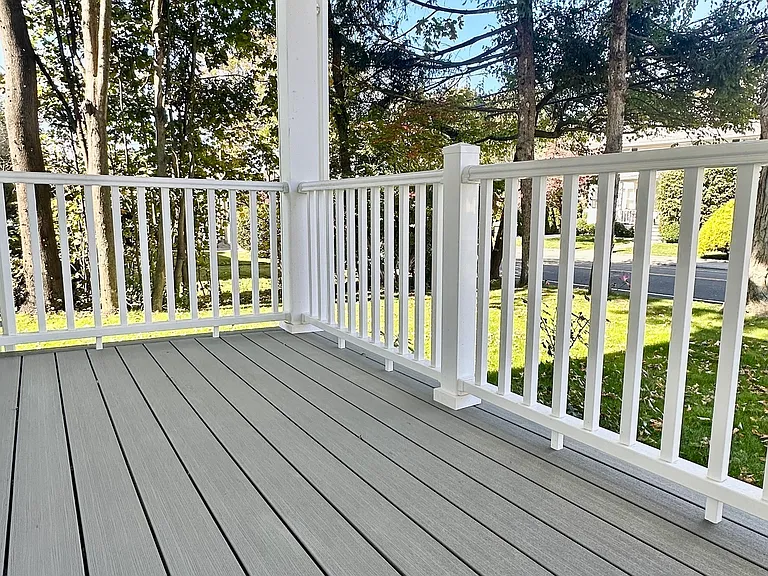 123 East Ave — Photo 20