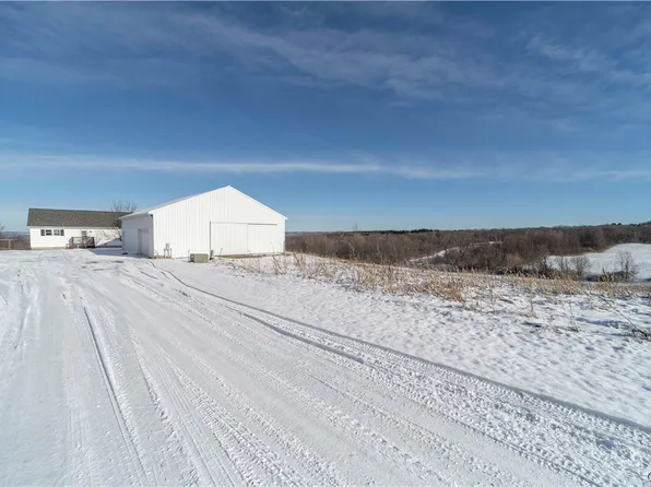 1712 North Rd, Tully, NY 13159