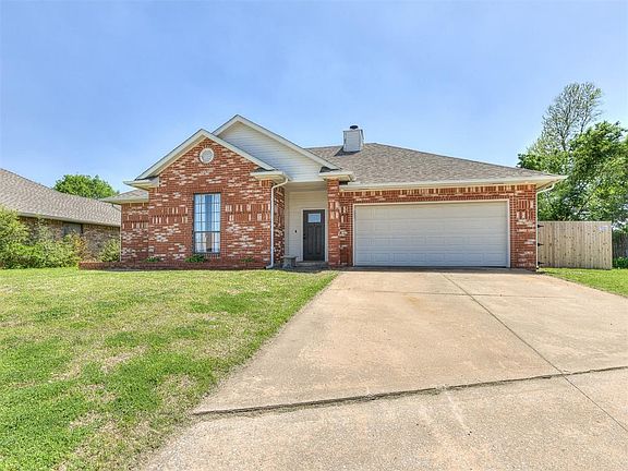 2nd image of 1720 Whispering Creek Ct