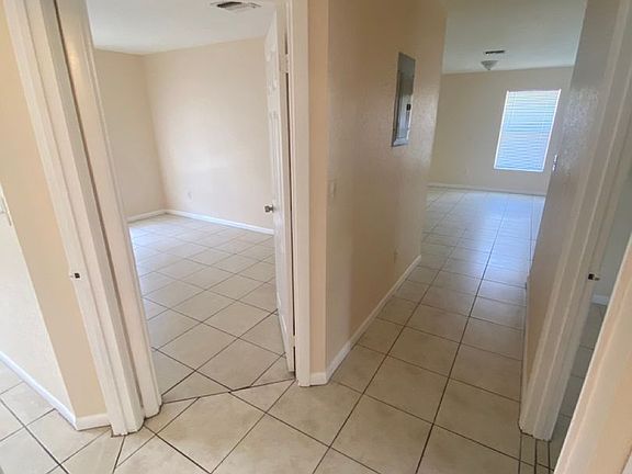 4th image of 1010 NW 3rd Ave #1