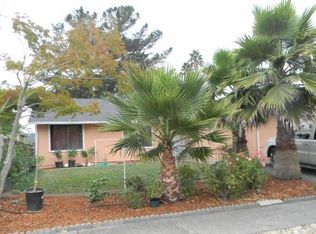 221 Amador Dr, Santa Rosa, CA 95401