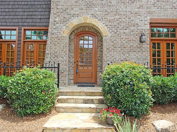 3rd image of 618 Concord Lake Cir SE #0
