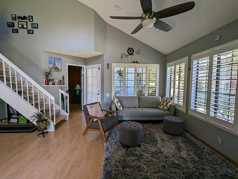 2585 Yerba Bank Ct — Photo 9