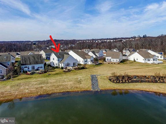 5th image of 307 Master Derby Dr
