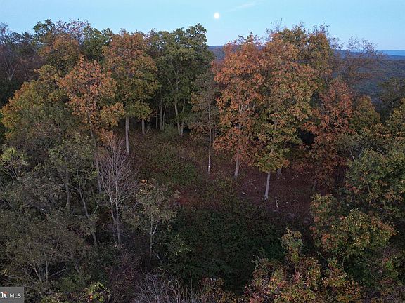 3rd image of 1814 Monroe Mountain Rd