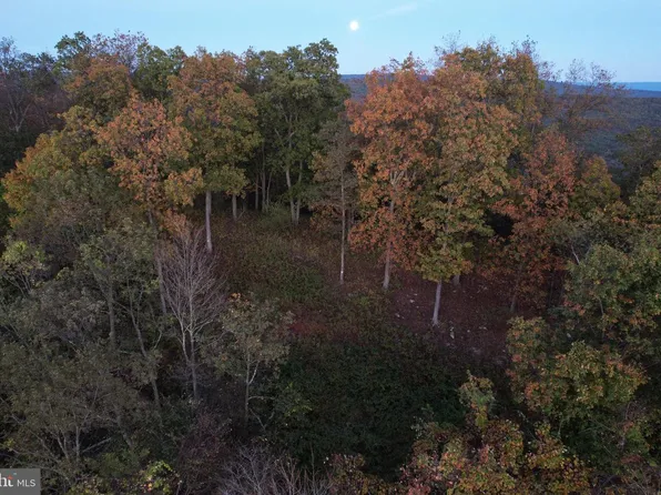 1790 Monroe Mountain Rd, Clearville, PA 15535