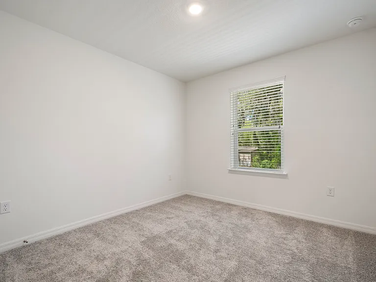 5273 Luisa Ct — Photo 31