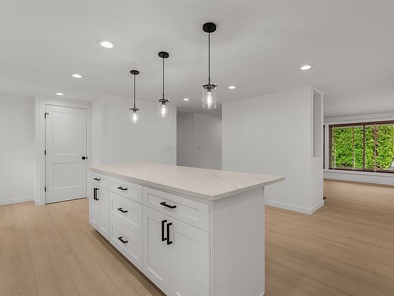 2nd image of 11037 15th Ave NE