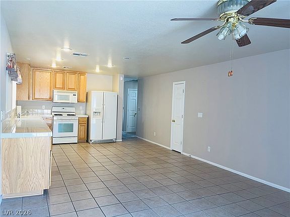 4th image of 10456 Wellington Manor Ave
