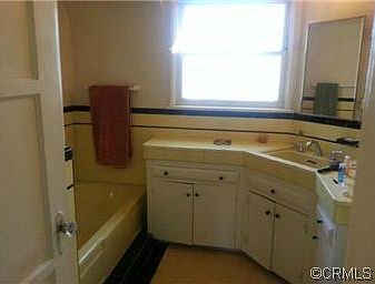 2nd image of 2552 Maine Ave