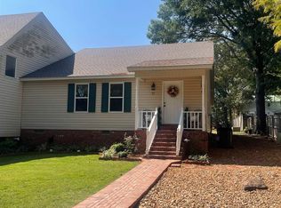 21 River Oaks Trce, Searcy, AR 72143