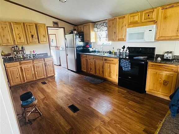 2nd image of 1212 White Rose Rd