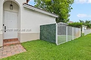 SW 27th Ct — Photo 19