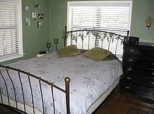 1200 Winsted Ln, Austin, TX 78703