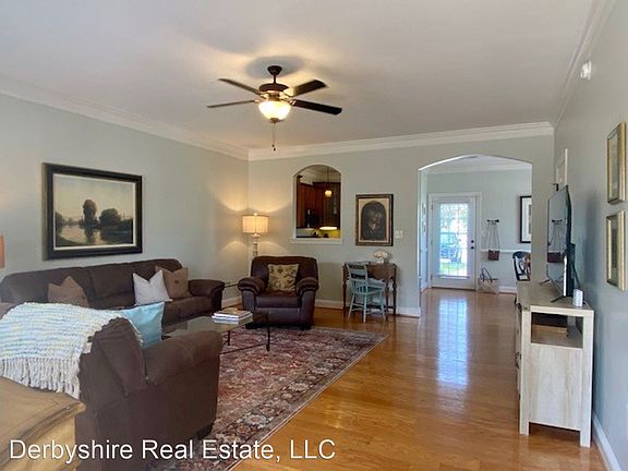 3rd image of 504 Capstone Dr