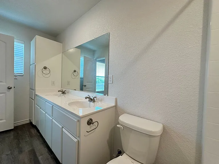 234B Dolphin Dr — Photo 26