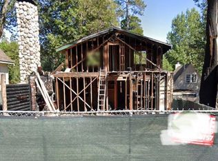 375 Hemlock Dr, Lake Arrowhead, CA 92352