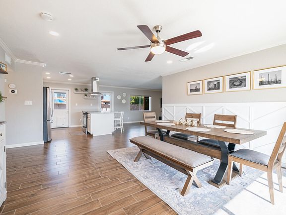 3rd image of 2926 E WINDROSE Drive