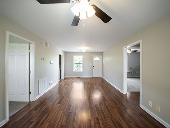 2nd image of 524 Potomac Dr