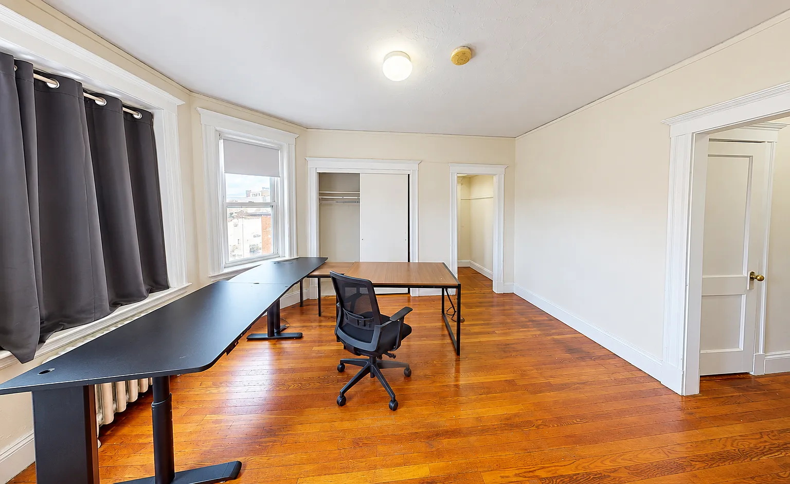 Studio, 375 sqft, $2,275 — Photo 3
