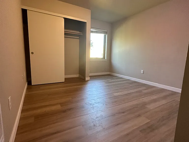 8315 SE Brooklyn St #301 — Photo 6