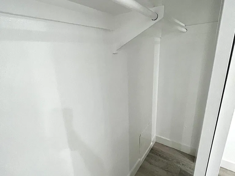 2601 W Orion Ave — Photo 11