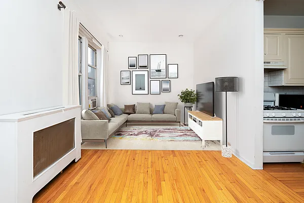 Rented by Acre NY Realty Inc | media 7