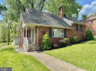 610 Georgian Pl, Harrisburg, PA 17111
