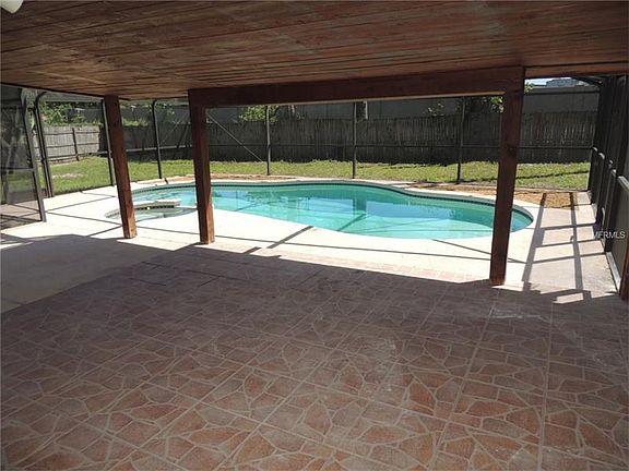 5th image of 607 Trailwood Dr