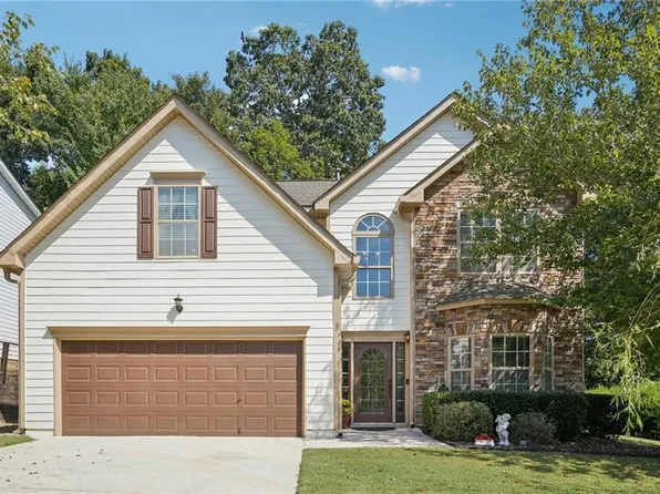 715 Moonlight Way, Suwanee, GA 30024