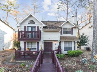 1032 Ascot Ct, Riverdale, GA