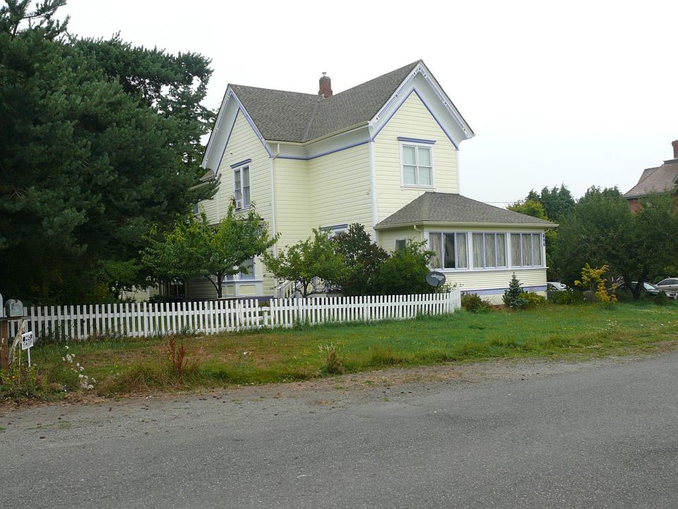 1st image of 806 Clay St