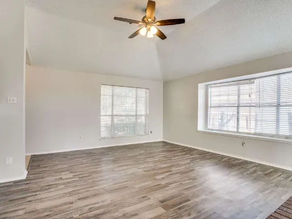 6403 Brooklawn Dr, Arlington, TX 76018