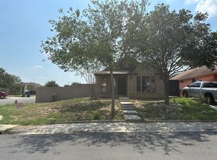 917 Witherspoon Loop, Laredo, TX 78046
