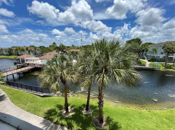 9640 NW 2nd St #5305, Hollywood, FL 33024