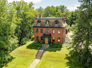 75 South St #A, Rollinsford, NH 03869