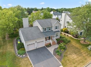 12 Bennet Rd, Hillsborough, NJ 08844