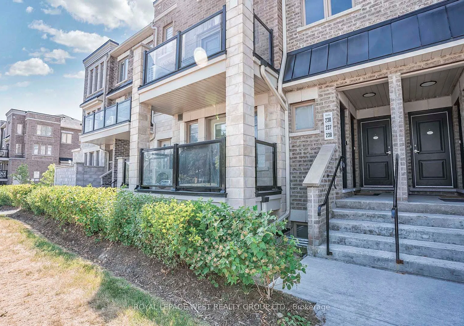 3 bed, $3,300 — Photo 2