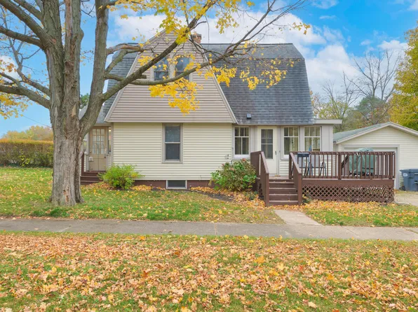 602 Cherry St, South Haven, MI 49090