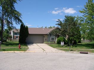 8485 Doe Run Pl, Huber Heights, OH 45424