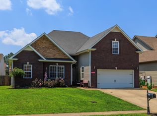 1237 Chinook Cir, Clarksville, TN 37042
