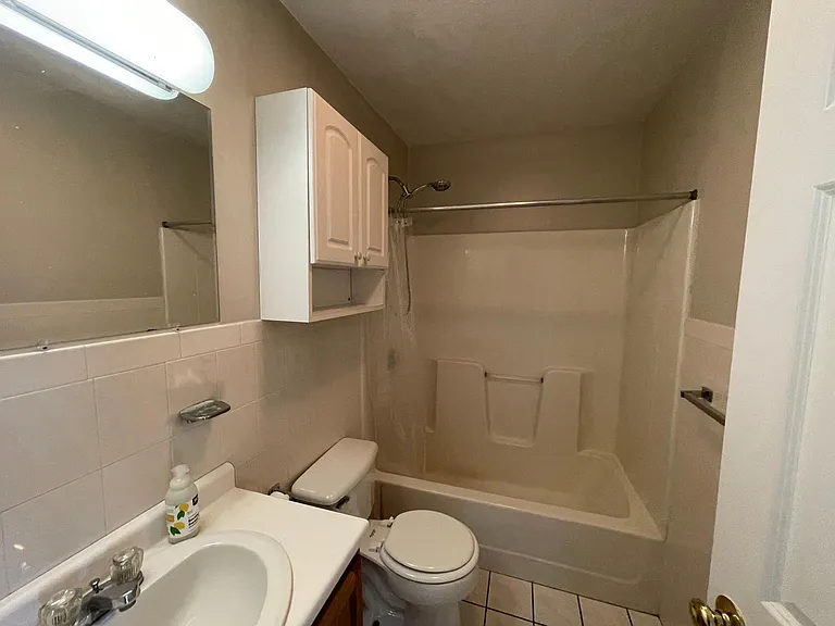 15 Pearl St #5 — Photo 23