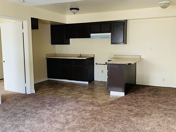 3rd image of 176 W 8th St APT 216