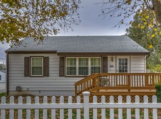 1005 Hopkins Drive, Bellevue, NE 68005