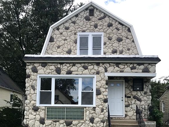 2nd image of 10918 S Wentworth Ave